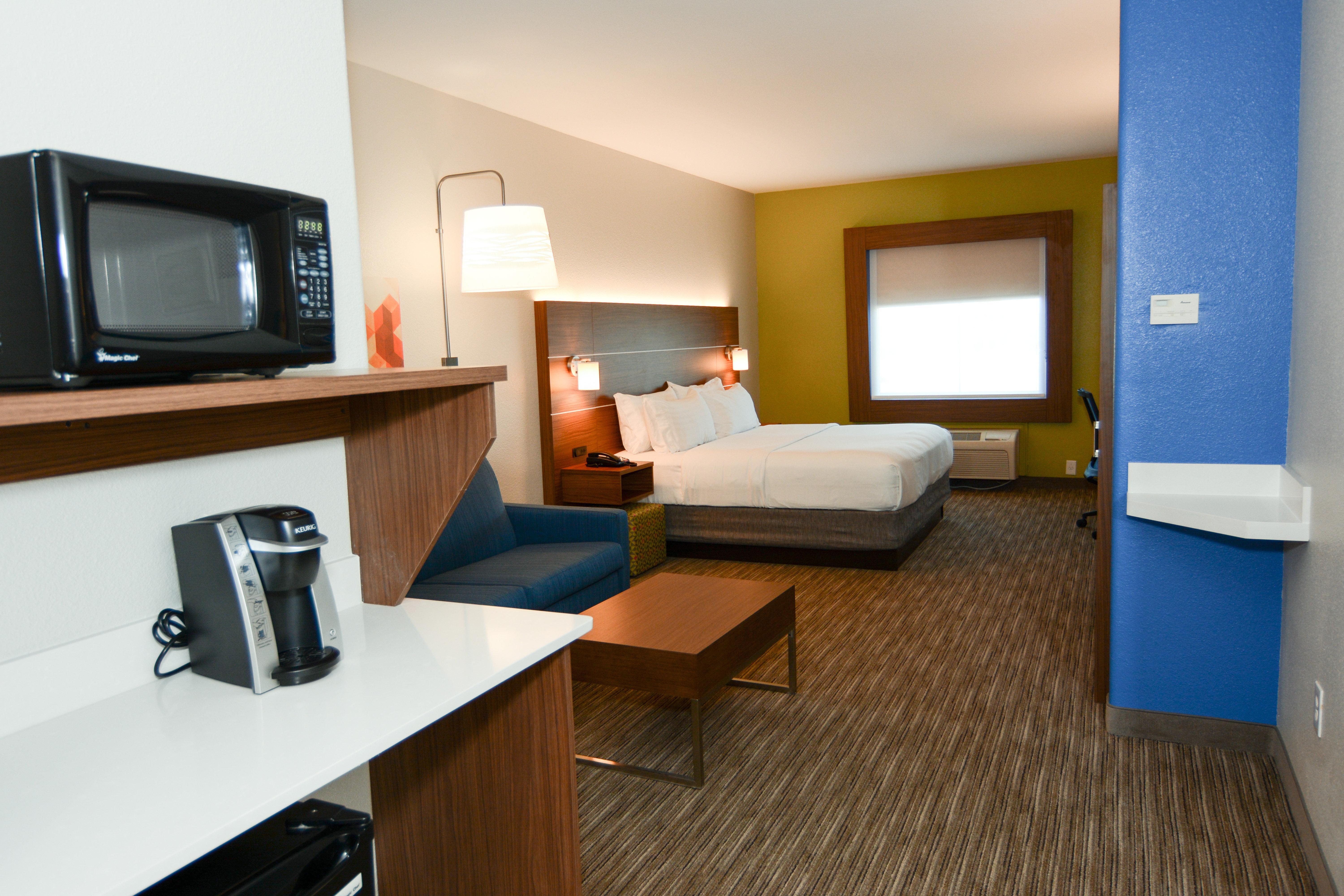 Express & By Ihg Hotel New Boston